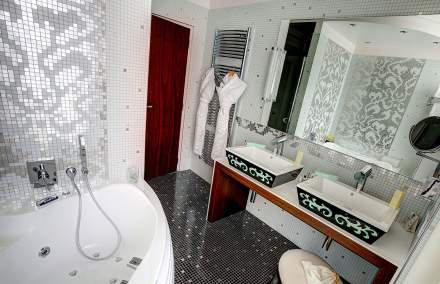 Princesse Flore Hotel - Rooms and suites - Luxury Hotel Clermont-Ferrand
